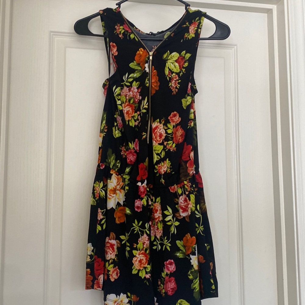 Dress romper shorts size M - worn once